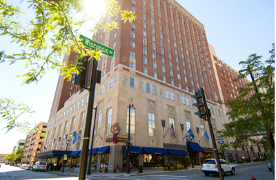 Exterior shot of Hilton Milwaukee